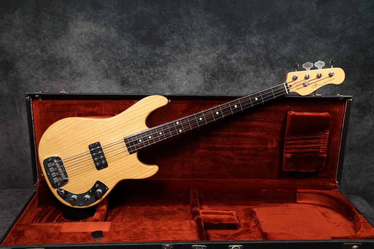 1981 G&L L-1000 - Fretless - Natural – Andy Baxter Bass & Guitars