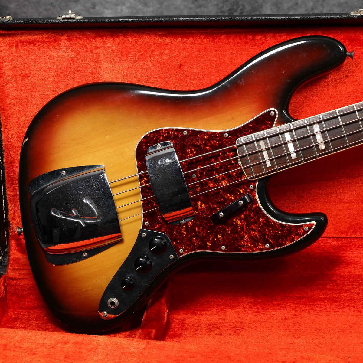 1971 Fender Jazz Bass, Sunburst – Andy Baxter Bass & Guitars