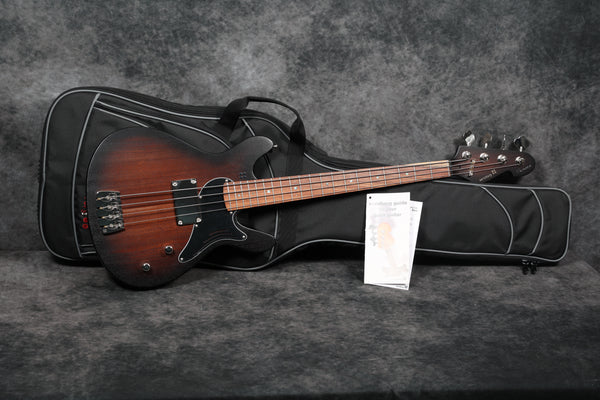 New Sandberg Florence Bass - Guitar Summit '26 Special - Matte Blackburst