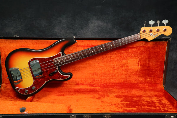 1965 Fender Precision Bass, Sunburst