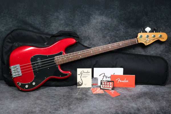 2018 Fender Nate Mendel Precision - Candy Apple Red