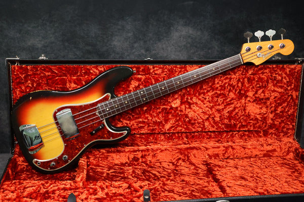 1966 Fender Precision Bass, Sunburst