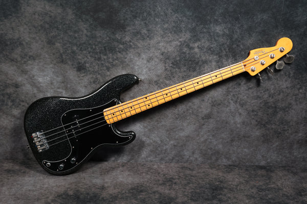 2022 Fender MIJ Luna Sea , J Signature Precision, Black Gold