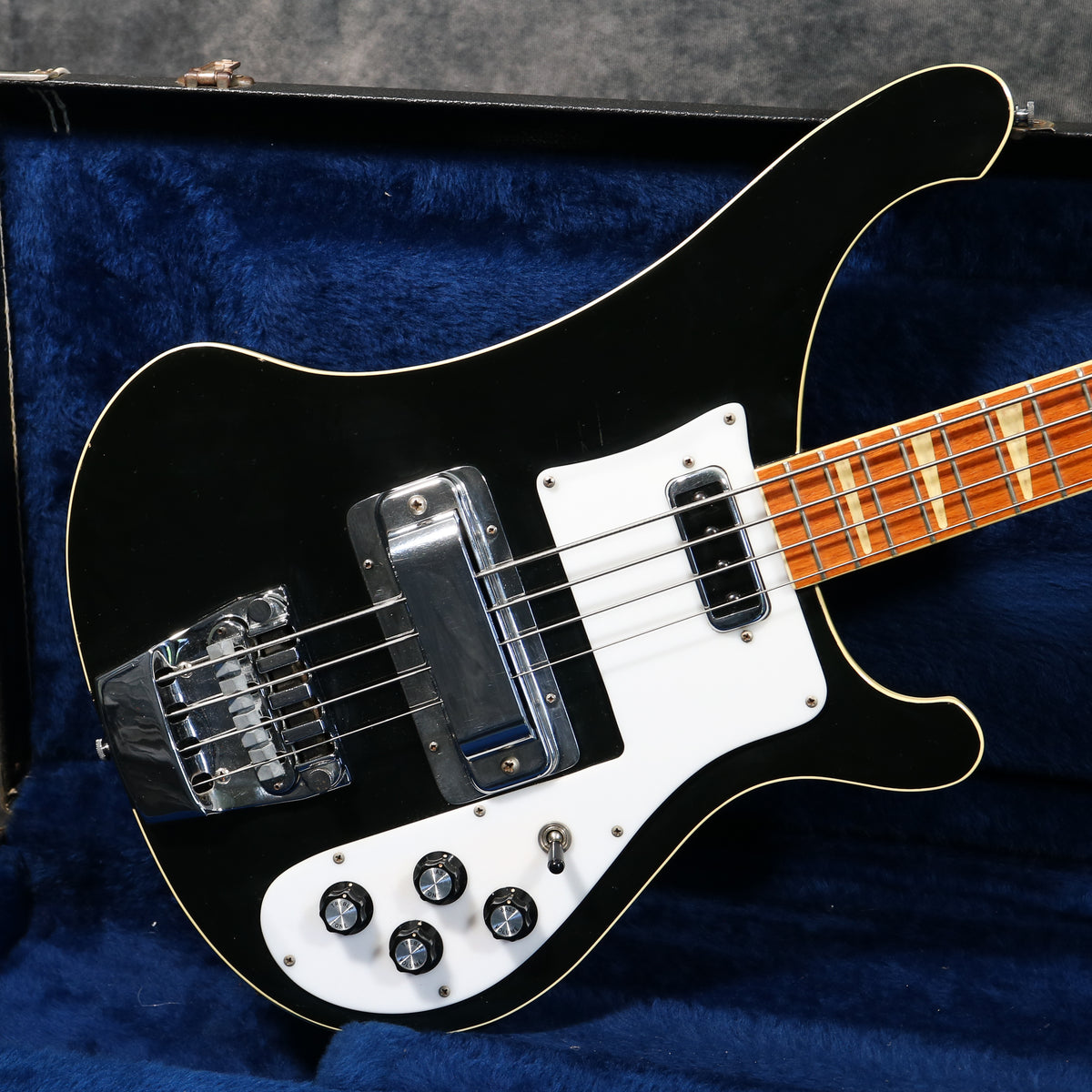 1973 Rickenbacker 4001, Jetglo – Andy Baxter Bass & Guitars