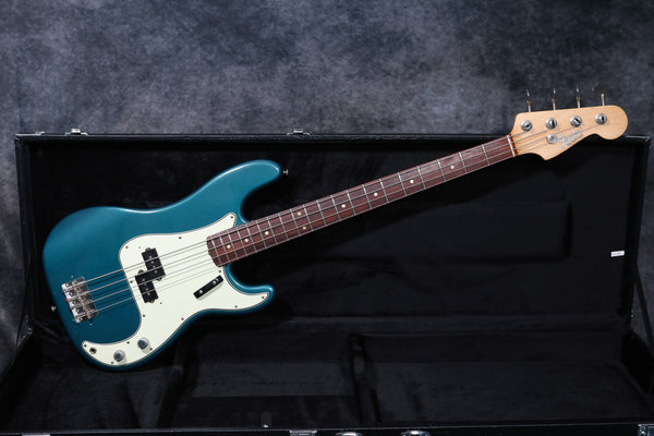 1966 Fender Precision Bass, Lake Placid Blue Refinish