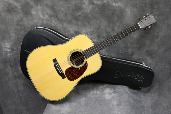 2021 Martin HD28 - Standard Series - Natural
