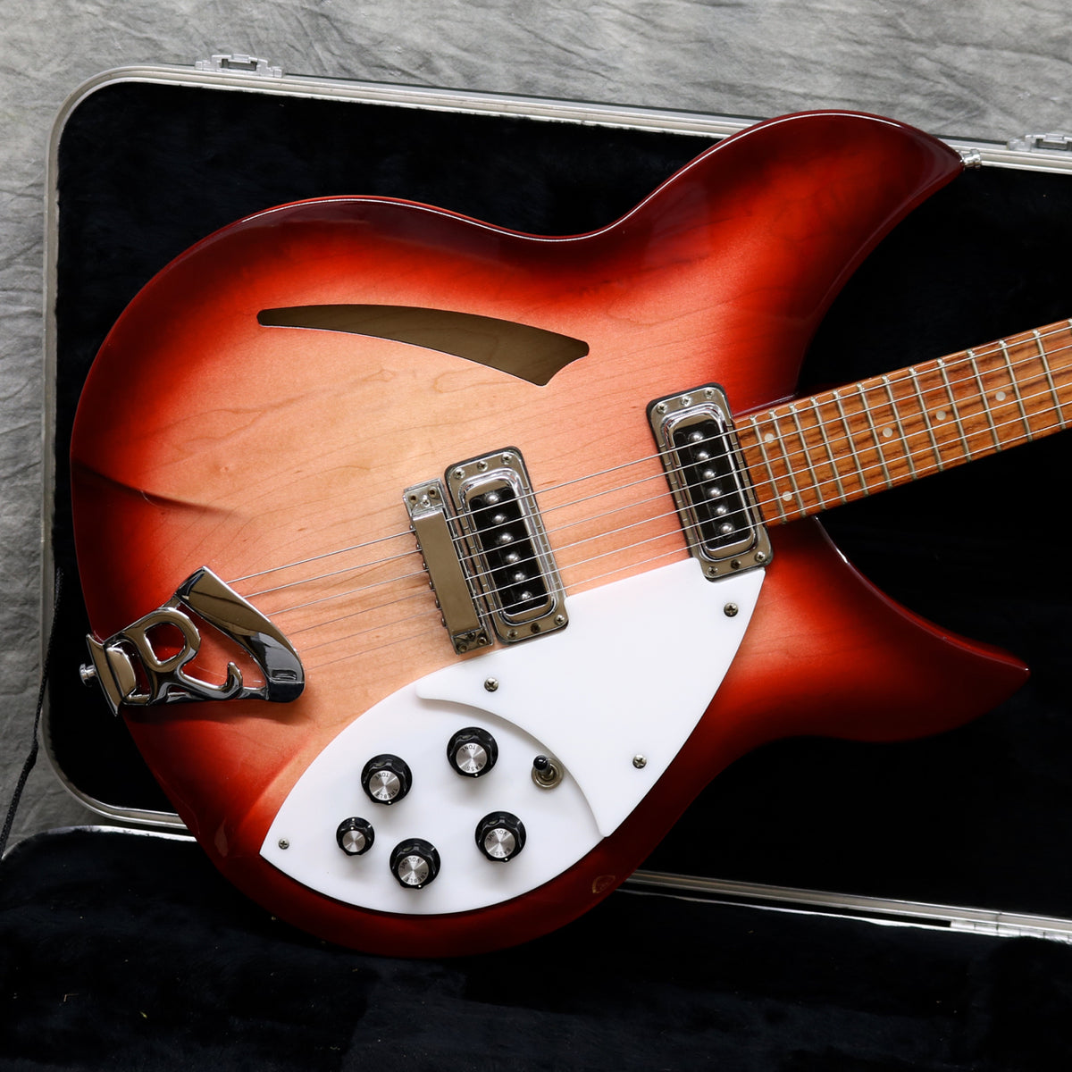 1998 Rickenbacker 330, Fireglo – Andy Baxter Bass & Guitars