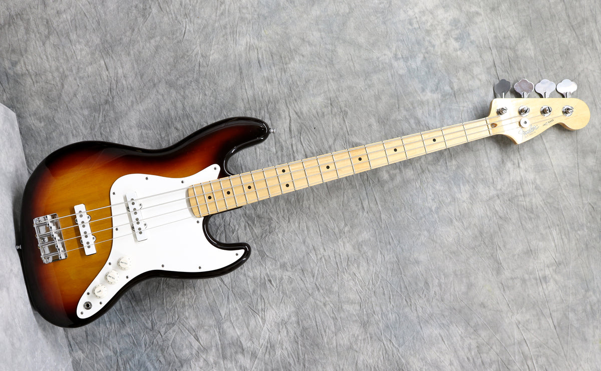 Fender サンバースト & ZOOM PLAYER3030 　&コードセット IMG_6021_e6eaa014-3990-4828-