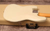 2010 Fender Custom Shop '64 Jazz Bass Relic - Ltd Edition - Sonic Blue
