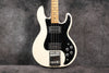 1981 Peavey T-40, White