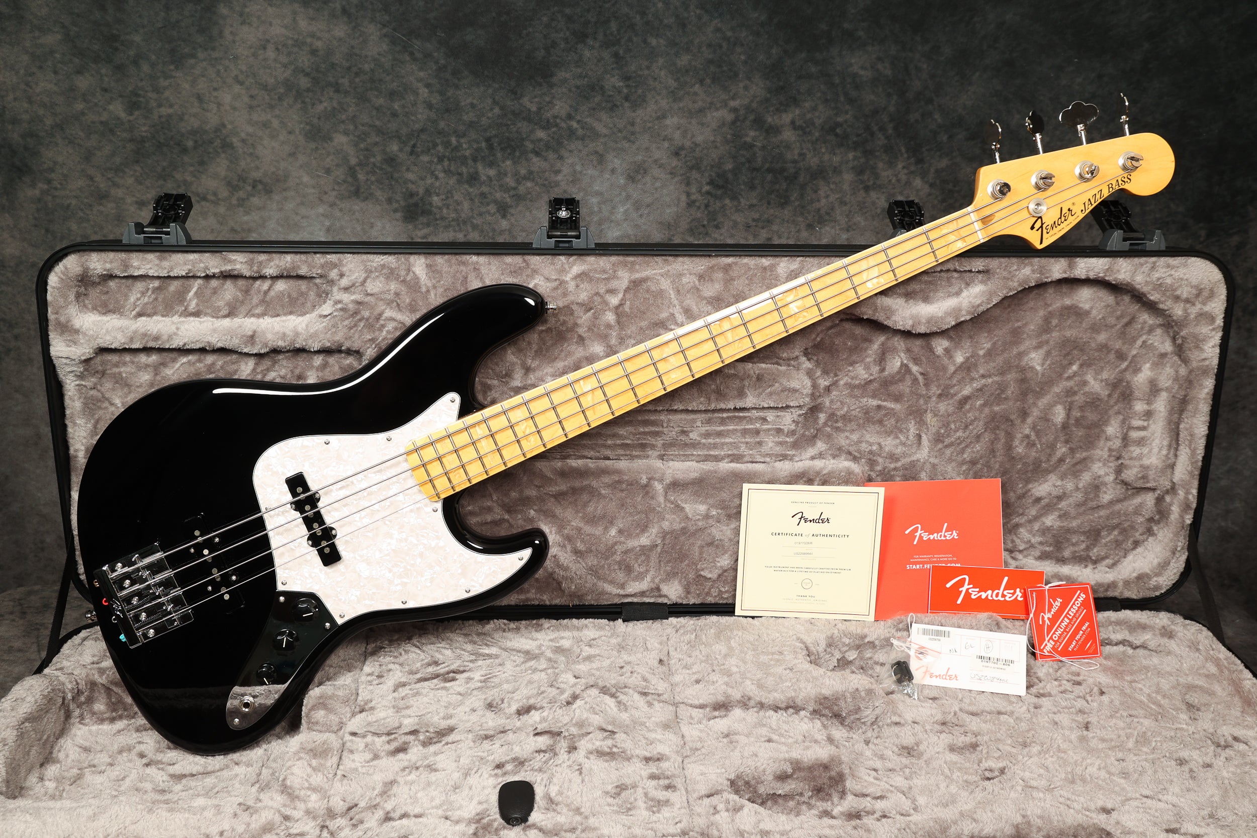 2022 Fender USA Geddy Lee Jazz Bass – Andy Baxter Bass & Guitars