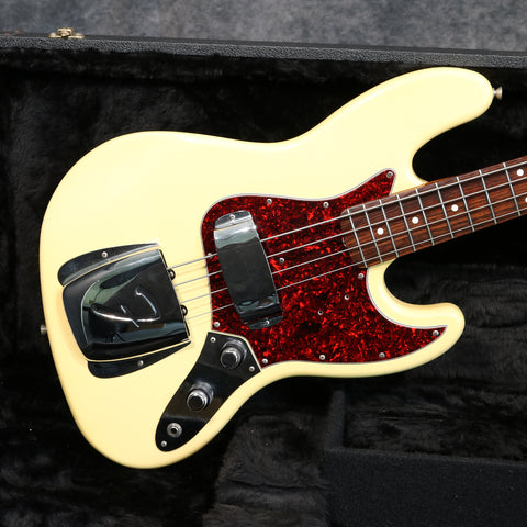 1996 Fender AVRI '62 Jazz Bass, Vintage White