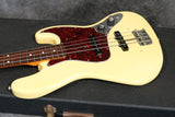1996 Fender AVRI '62 Jazz Bass, Vintage White