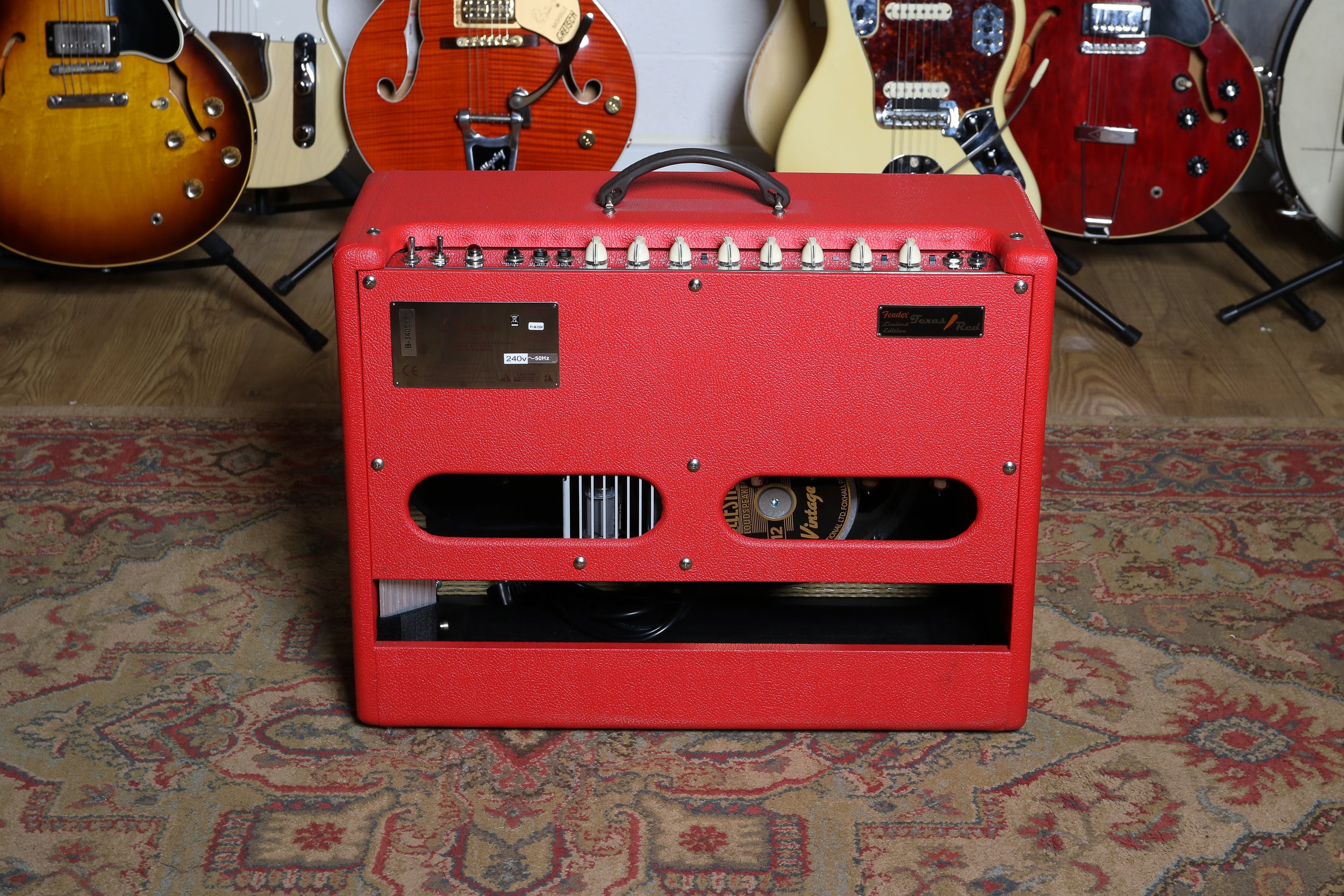 2018 Fender Hot Rod Deluxe Limited Edition Texas Red Andy Baxter Bass & Guitars