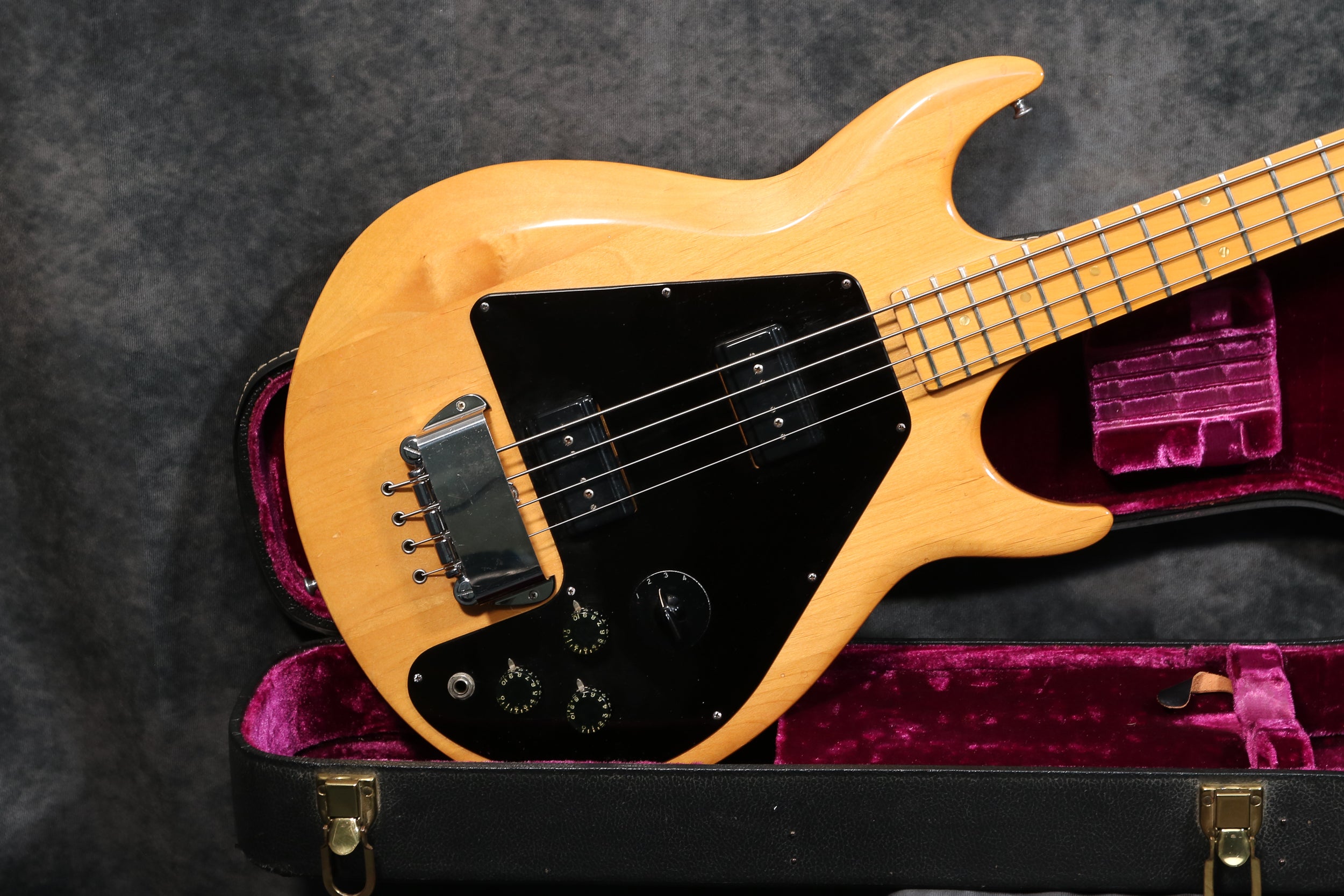 Red Gibson Ripper 1975 Gibson Ripper Bass, Natural – Andy Baxter Bass & Guitars