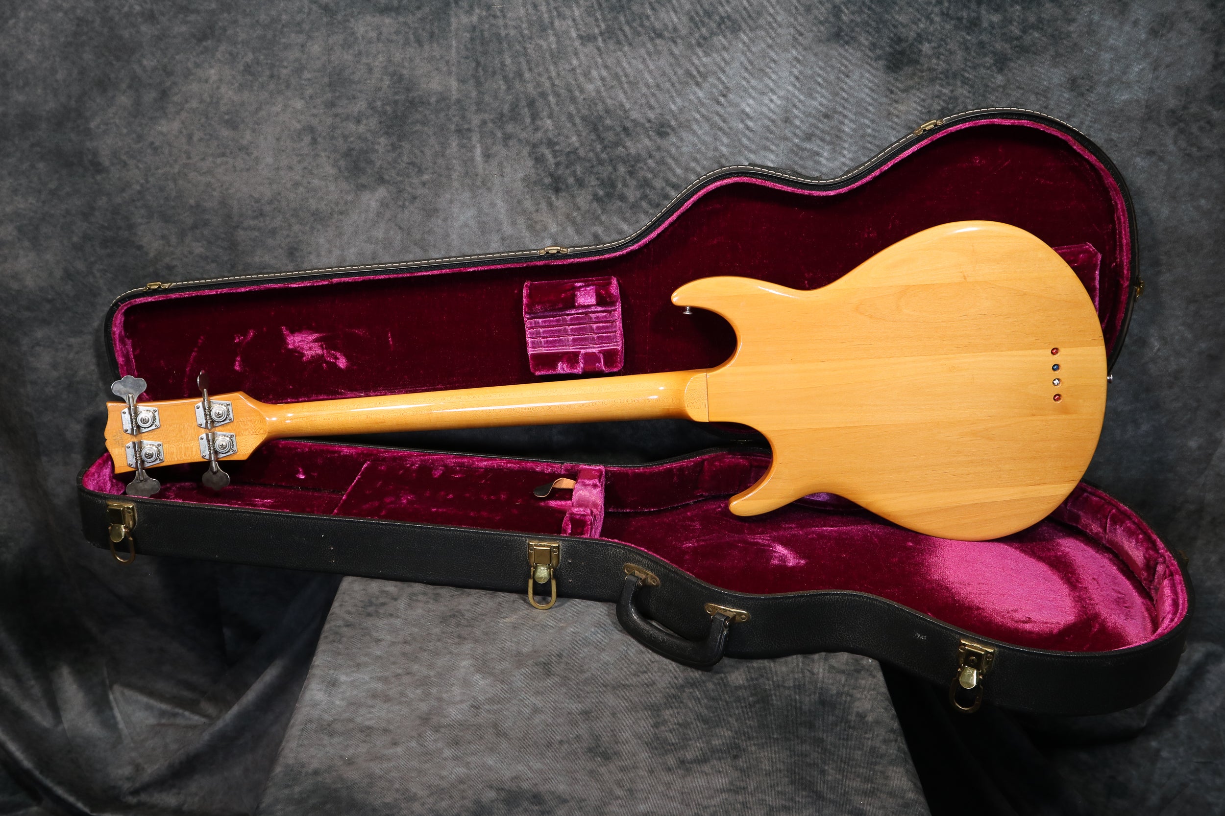 Red Gibson Ripper 1975 Gibson Ripper Bass, Natural – Andy Baxter Bass & Guitars