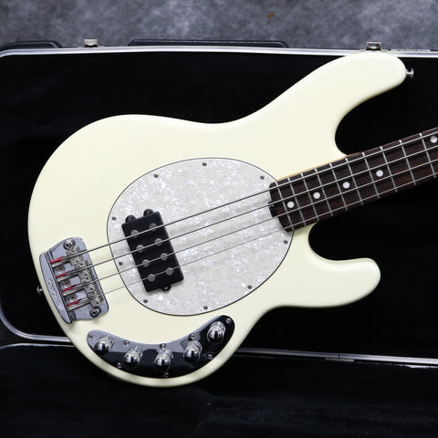 2005 Music Man Stingray 4, 3EQ H Piezo, White