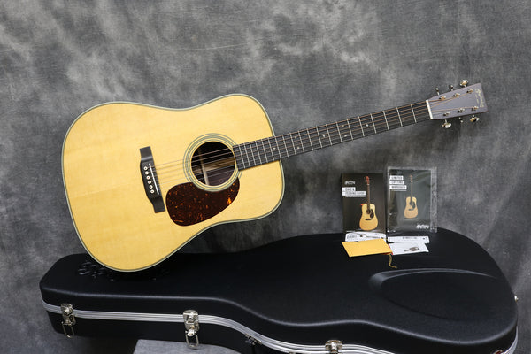NEW Arrival -  Martin HD28 - Standard Series - Natural, Mint/Unplayed