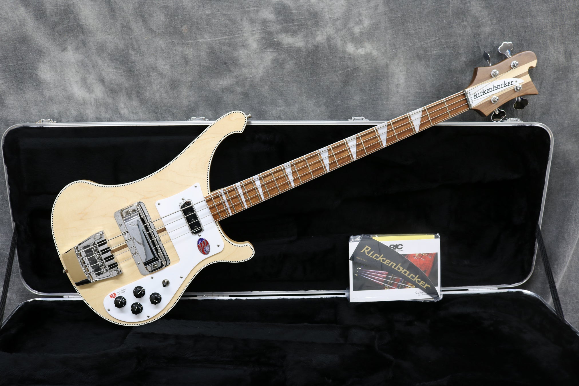 2022 Rickenbacker 4003, Satin Mapleglo, Checker binding, Ltd Edition – Andy  Baxter Bass & Guitars