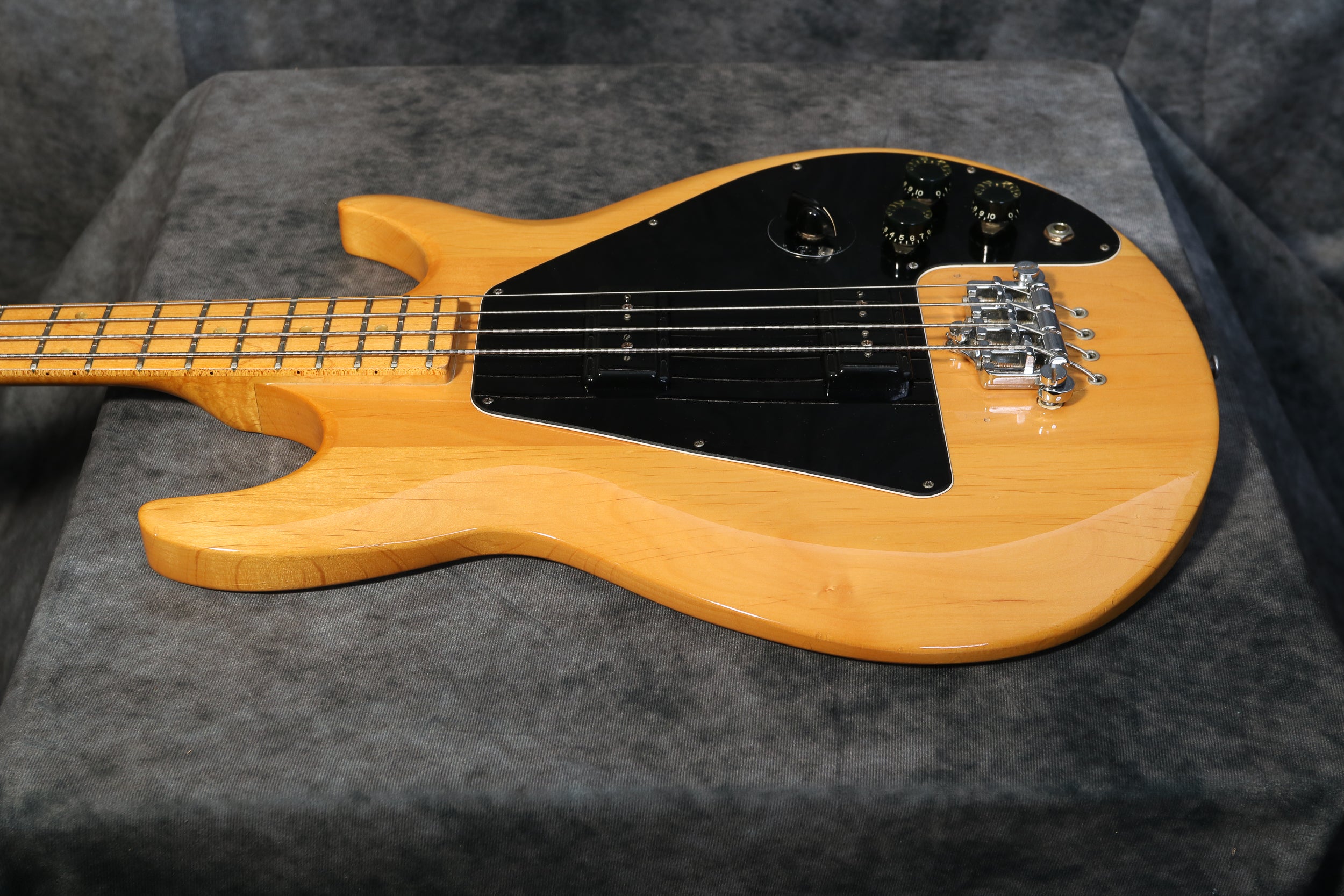 Gibson Ripper Bridge 1976 Gibson Ripper Bass, Natural – Andy Baxter Bass & Guitars