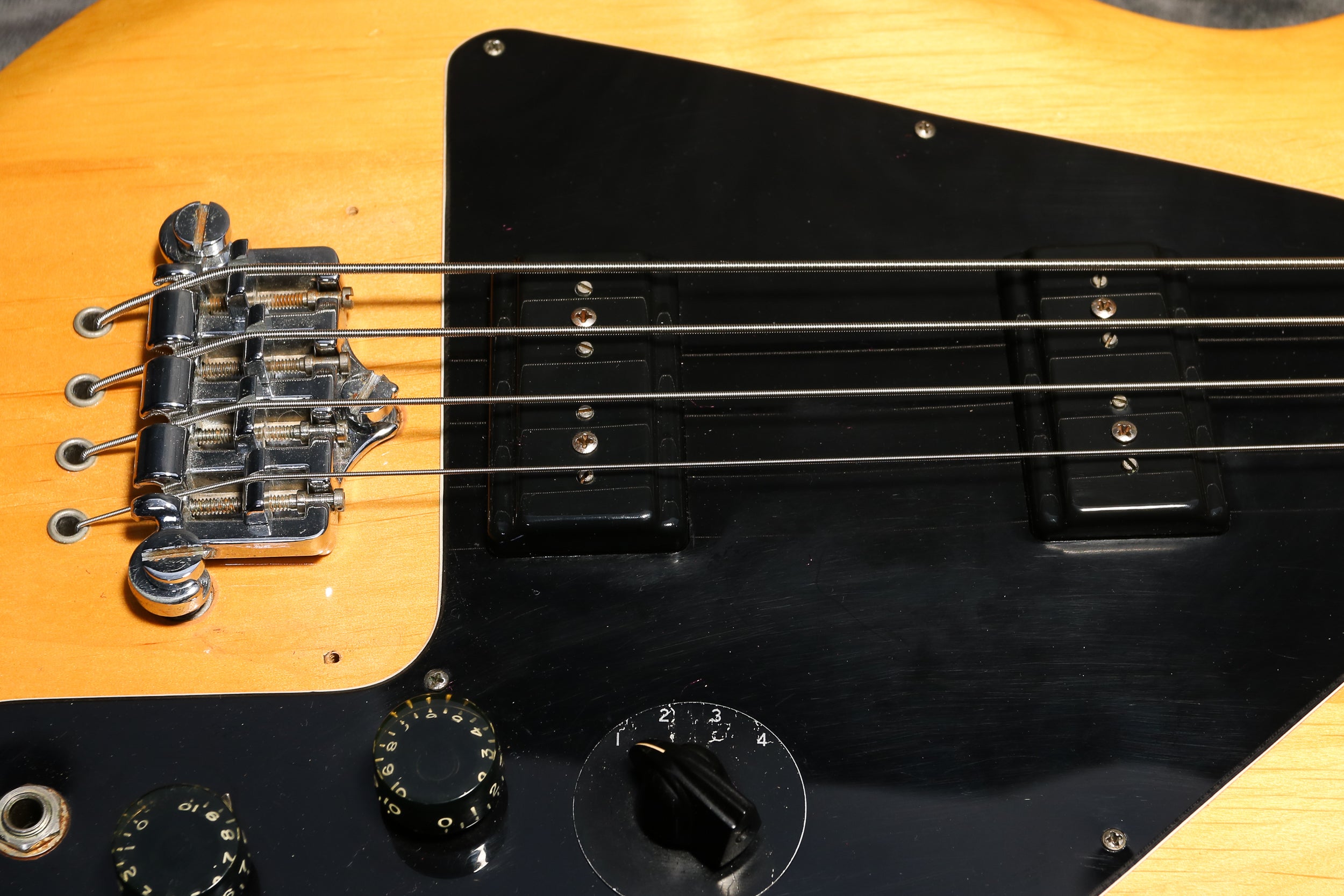 Gibson Ripper Bridge 1976 Gibson Ripper Bass, Natural – Andy Baxter Bass & Guitars
