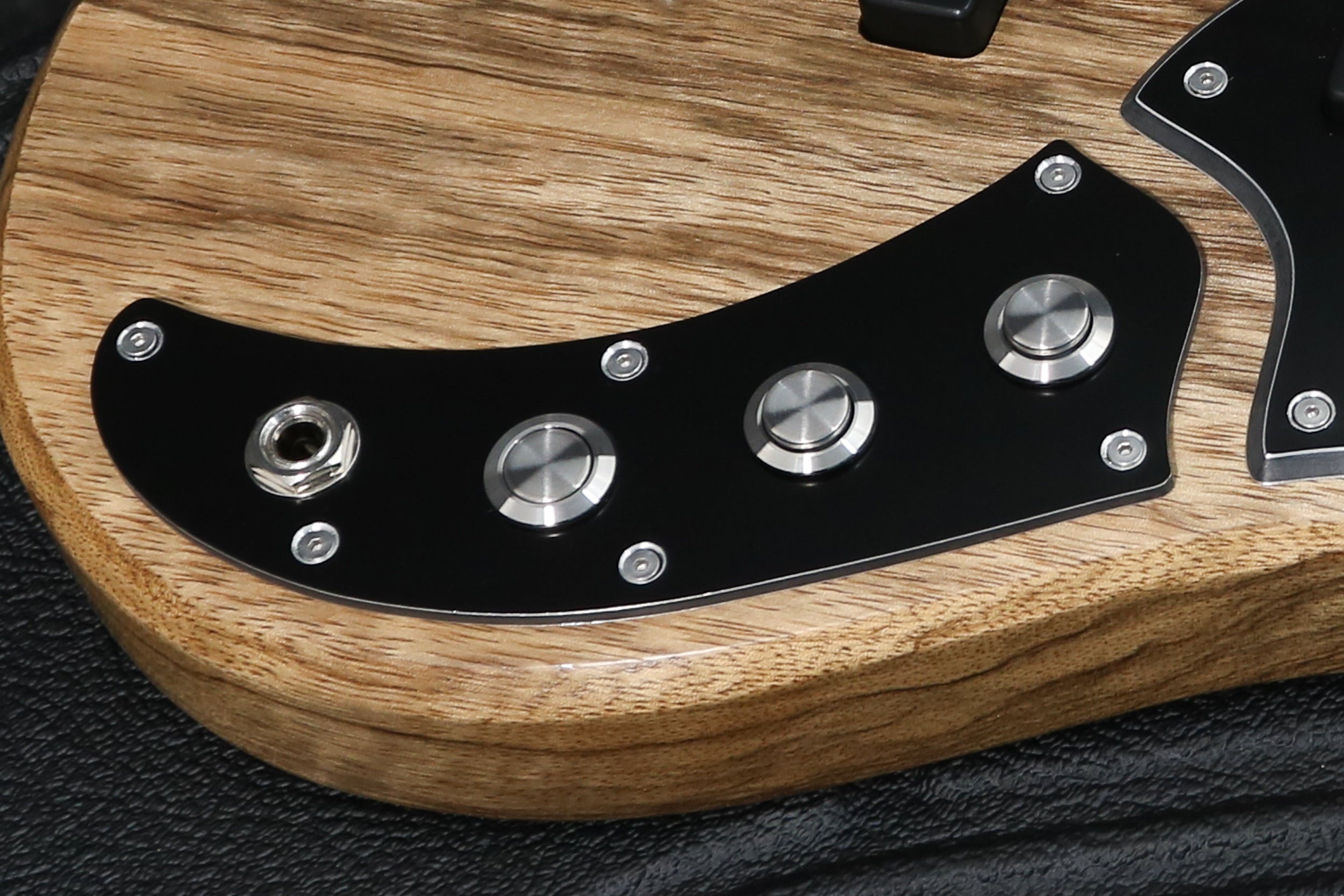 Ex-demo Alpher Instruments - Cobia Prime V2 - Black Limba – Andy Baxter ...