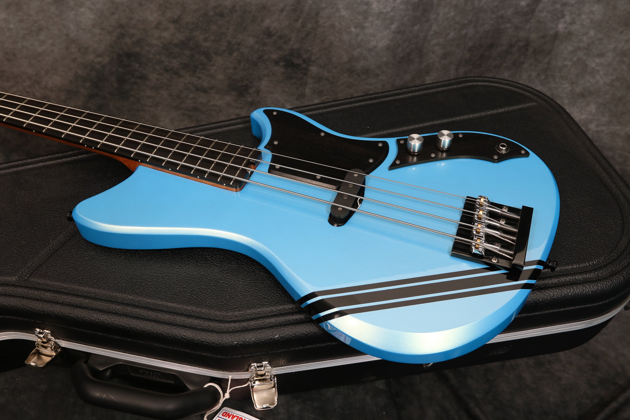 Alpher Instruments New Alpher Instruments Mako Prime V2 - Blue Pearl Metallic – Andy ...